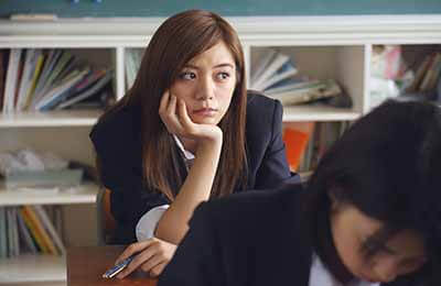 高中音樂(lè)課堂教學(xué)反思