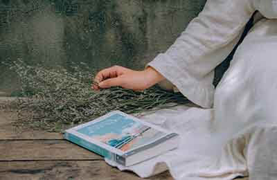 文學(xué)博士論文